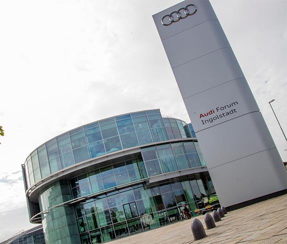 Audi Forum Ingolstadt アウディ・フォーラム・インゴルシュタット museum mobile アウディ博物館