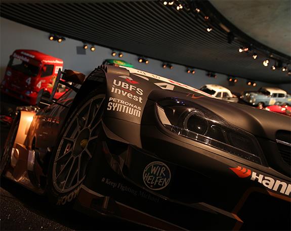 Mercedes-AMG C63 DTM 2015 メルセデス