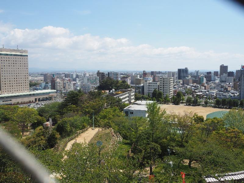浜松城 天守閣 3階展望室……から富士山方面