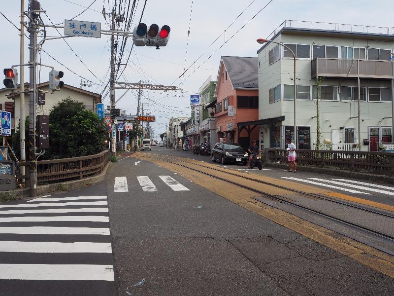 「神戸橋」交差点 江ノ島電鉄 腰越駅