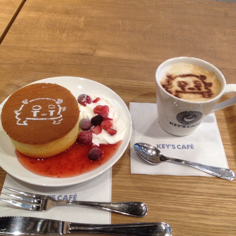 ビックカメラ 名古屋JRゲートタワー店 KEY’S CAFE なごやげーとたん誕生日ケーキ&ラテアート