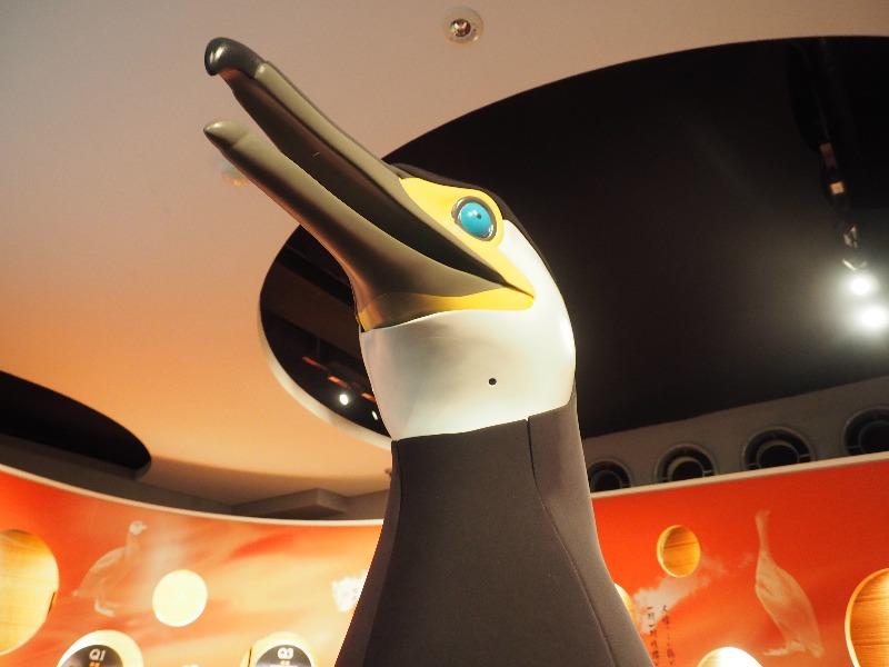 長良川うかいミュージアム 展示室 鵜の世界(4倍サイズ 鵜の模型)