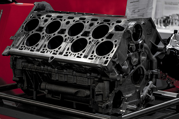 Bugatti Veyron EB 16.4 W16 Engine Case ブガッティ・ヴェイロンEB16.4のW16エンジンブロック