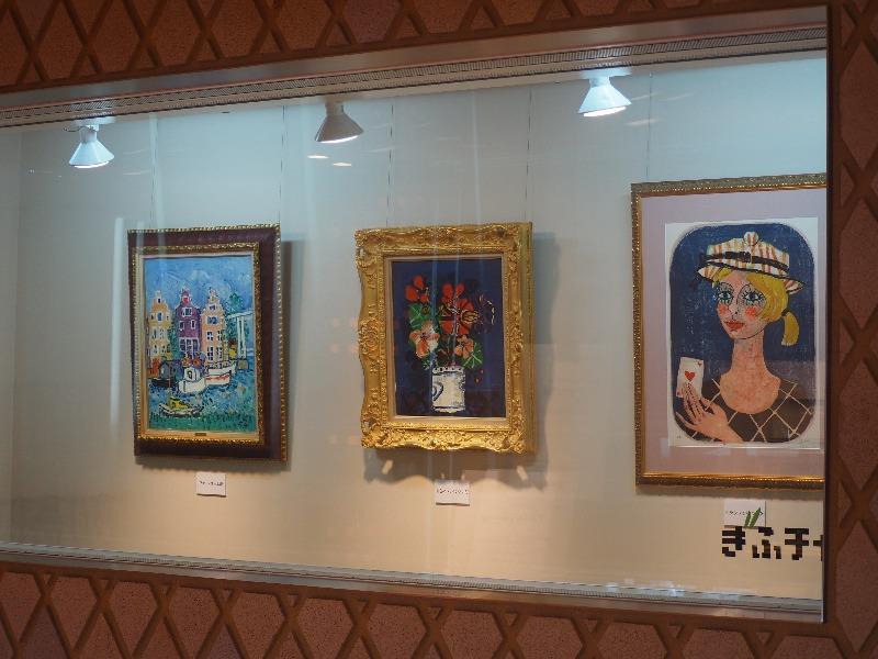ぎふチャンアートギャラリー アイズピリ展『ヴァン・ゴッホ港』『紺色のバックの壺の花』『トランプを持つ少女』