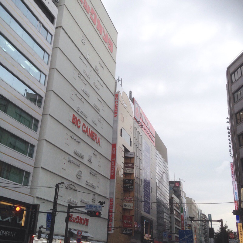 池袋 ビックカメラ 池袋本店