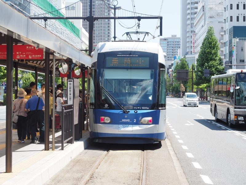 岡山電気軌道 岡山駅前 MOMO2