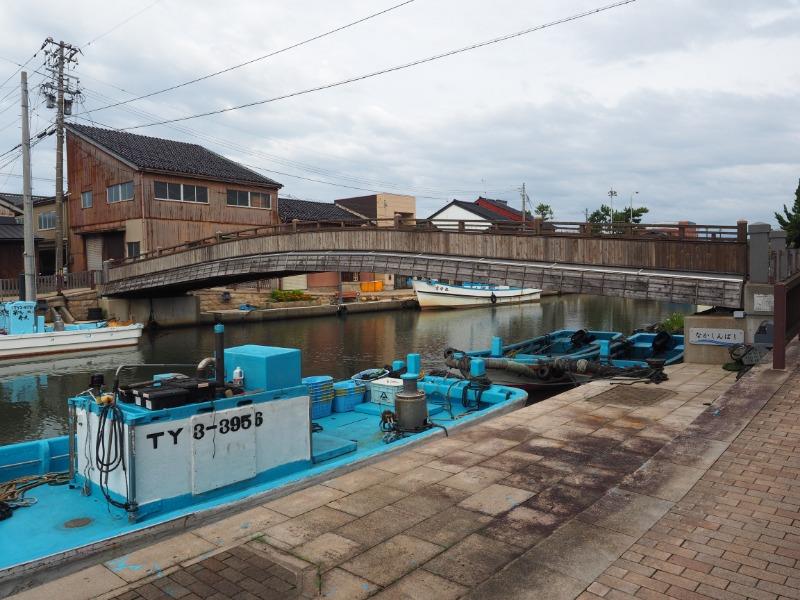 内川 川の駅 新湊 中新橋