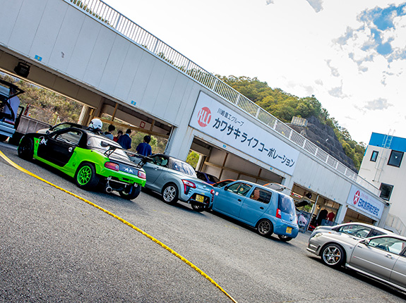 Central Circuit セントラルサーキット come 1 day race ダイハツ エッセ Daihatsu esse suzuki alto スズキ alto HA23V 275V