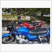 バイクにも乗ってます