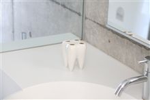 TOOTH BRUSH HOLDER