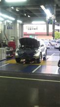エンジンオイル交換中