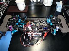 まずはシャーシを