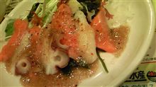 「さくら水産」で飲んでます。