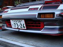 AW11のフロント、グリルの塗装です、