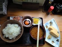 かめっち食堂でたまごかけご飯