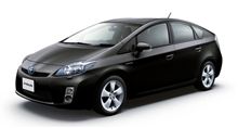 新型プリウス発売