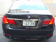 NEW BMW740 vs １８５０ｍｍ駐車場