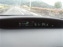 自分も嫁もNew PRIUS試乗してきました。
