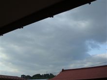 ６月１日　新しい月と週の始まり、おはです～♪