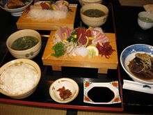 お昼ご飯