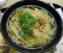 食べてませんよ♪(*^^)v　梅田で姫路のえきそばなんて♪