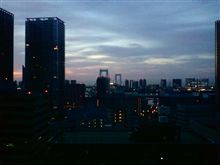 夜明け前…
