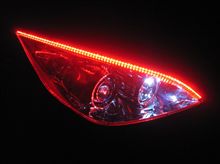 LEDチューブアイライン装着　～ステップ一家のメンバーぱくり～