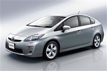 某ハイブリッド車のセールスマン。