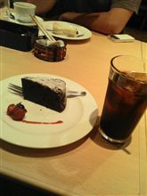 食後は桃を・・・
