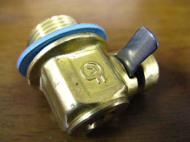 ワンタッチON-OFF切替バルブ付きオイルパン・ドレンボルトの紹介(前編)」調布市のKAZのブログ | 「調布市のKAZ」@みんカラ版 - みんカラ ワンタッチON-OFF切替バルブ付きオイルパン・ドレンボルトの紹介(前編)」調布市のKAZのブログ | 「調布市のKAZ」@みんカラ版 - みんカラ