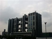 テレコムセンターまで歩きます。