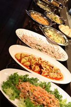 \1000ランチ食べ放題のお店