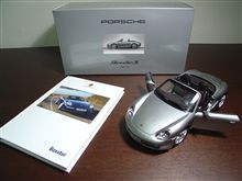 PORSCHE Boxterのカタログ　と　PORSCHE特注ミニカー　