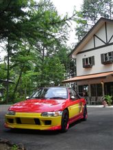 車好きなら一度は行きたい、お立ち台の有るCafe GT 軽井沢 -4