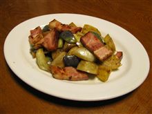 ECOデミオ特製“カラフル夏野菜のジャーマン風炒め物” 