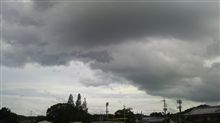 梅雨空