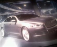 新型ジャガーXJ