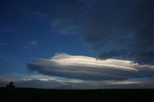 雲1
