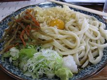 吉田うどんを食べて来ました。 吉田うどんを食べて来ました。