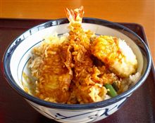 夏の［カレー天丼］