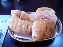 新しくなったパン工房アイ