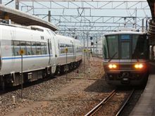 新快速で帰阪中 