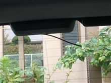 フィット　何かぶら下がっている・・・
