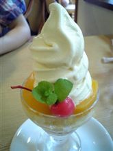 枇杷パフェを食べに富浦