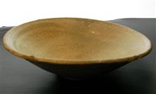 緑スピットの陶芸家の個展があるよん。