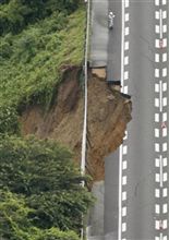 地震震度５強！？　無事ですから安心して（＾＾）／