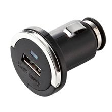 シガーソケット→USB シガーソケット→USB