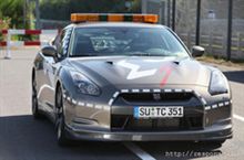 にゅるにゅるりんくにGT-R消防車仕様