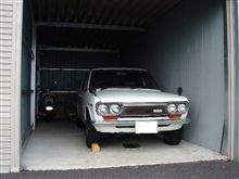 ガレージの不動車たち・・・。