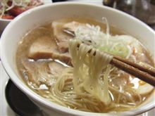 今日のディナーは、「アイバンラーメン」塩全部入り　1,100円他
